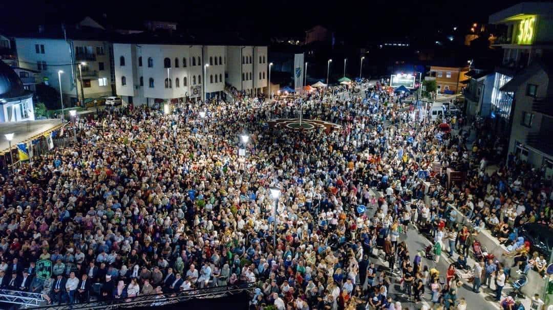 U najavi fenomenalna noć: Zmajevi stižu u Bužim u sklopu manifestacije “Slobodarski dani viteškog grada Bužima”