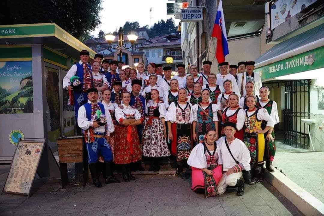 Udruženje žena Mala Kladuša učestvovalo na Međunarodnom folklornom festivalu “Ohrid Sun” u Makedoniji